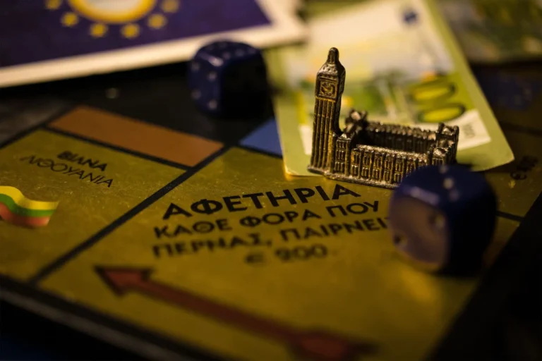 telos-mia-nea-archi-Eleni-Santoli-1MB